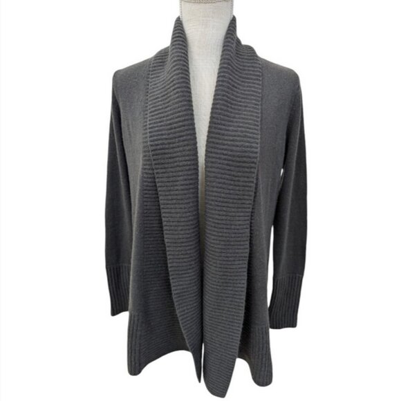 C by Bloomingdales 2PLY 100% Cashmere Cardigan Sweater Grey Ribbed Knit Trim XS - Picture 1 of 6
